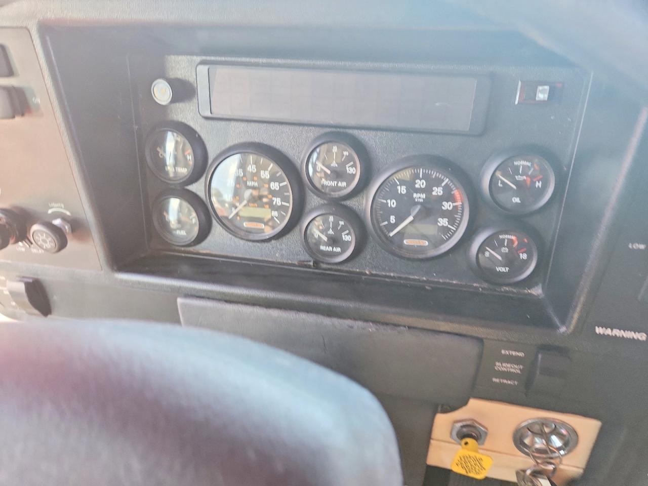 2001 WINNEBAGO JOURNEY RV — Фото 8 из 10