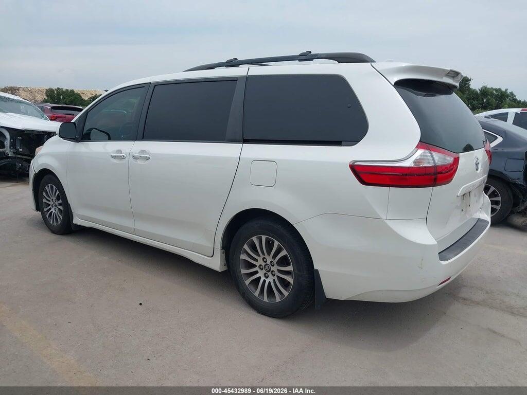 5TDYZ3DC4JS934983 2018 TOYOTA SIENNA photo no. 3