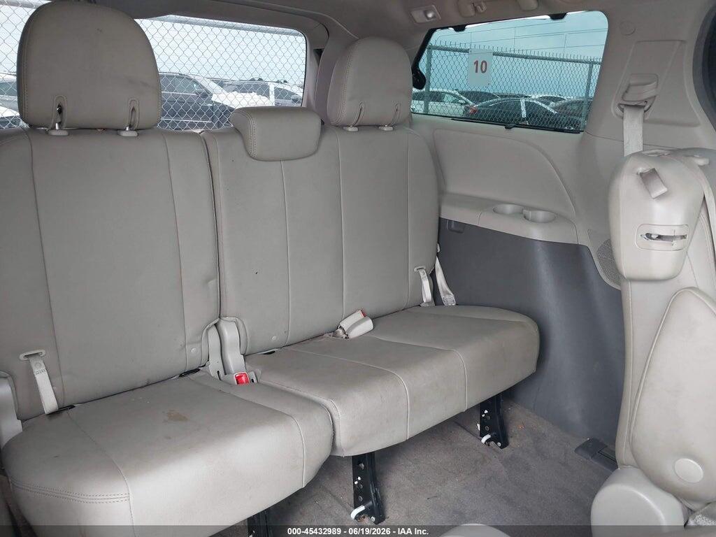 5TDYZ3DC4JS934983 2018 TOYOTA SIENNA photo no. 8