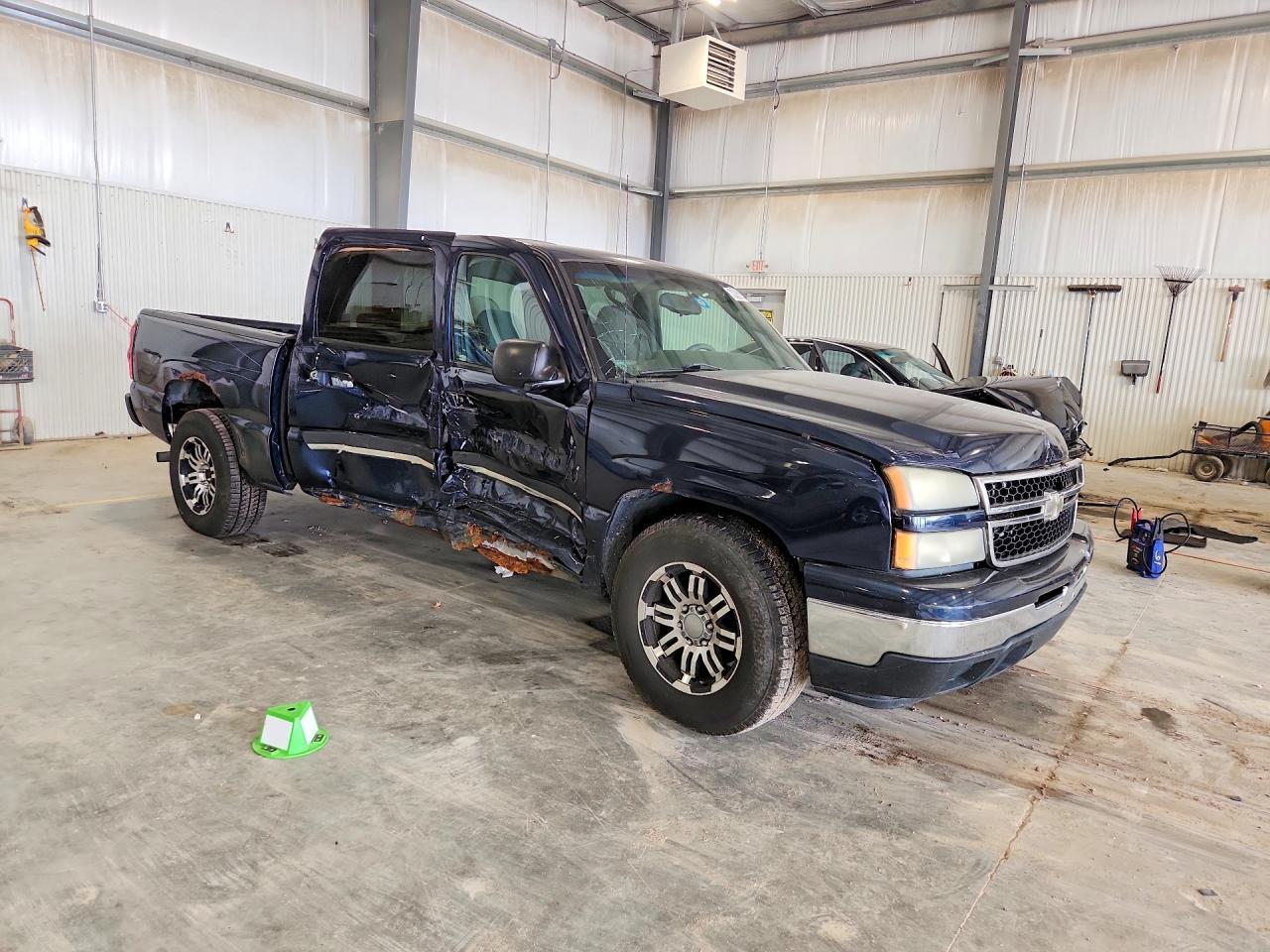 2006 CHEVROLET SILVERADO C1500 — Фото 4 из 12