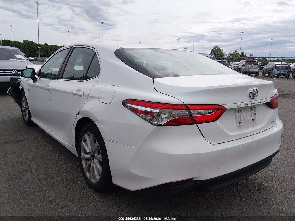 4T1B11HK5JU654077 2018 TOYOTA CAMRY photo no. 3