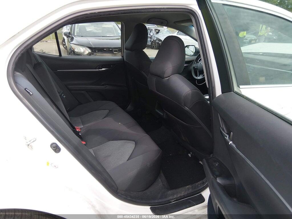 4T1B11HK5JU654077 2018 TOYOTA CAMRY photo no. 8