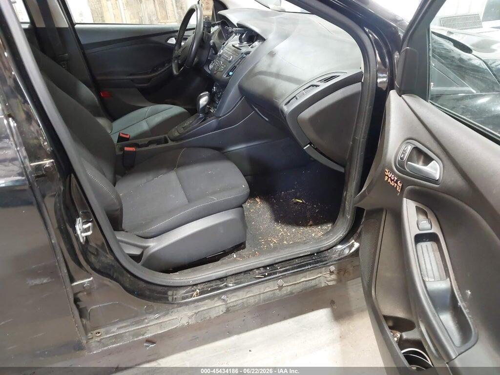 1FADP3K29GL355468 2016 FORD FOCUS photo no. 5