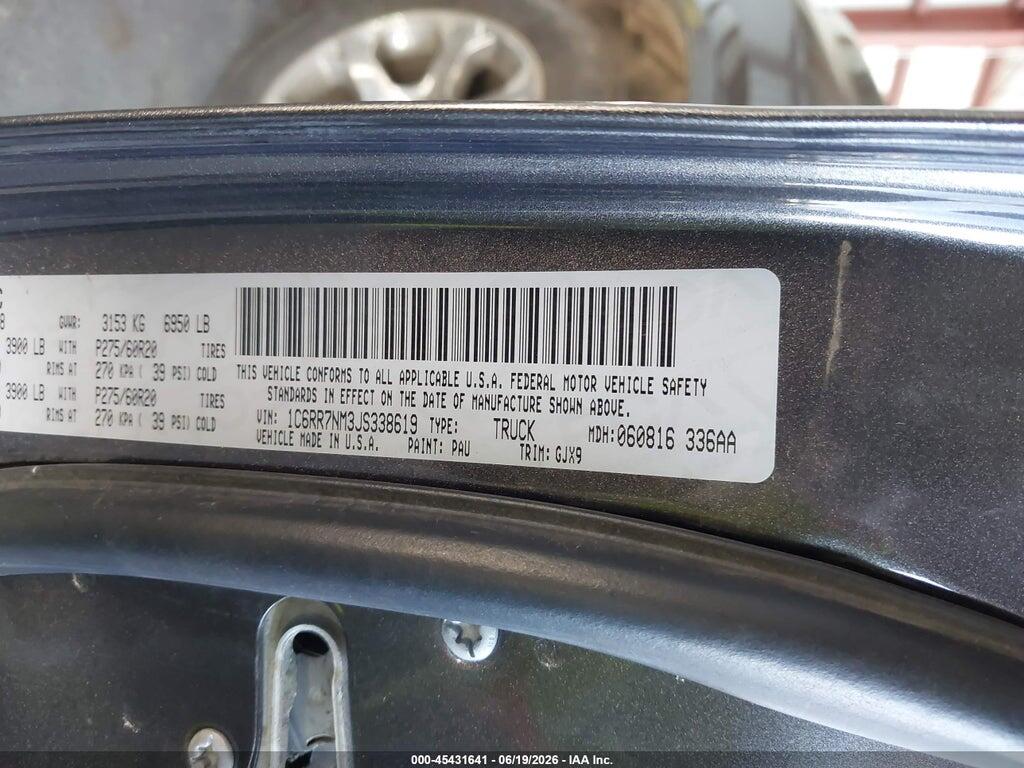 1C6RR7NM3JS338619 2018 RAM 1500 photo no. 9