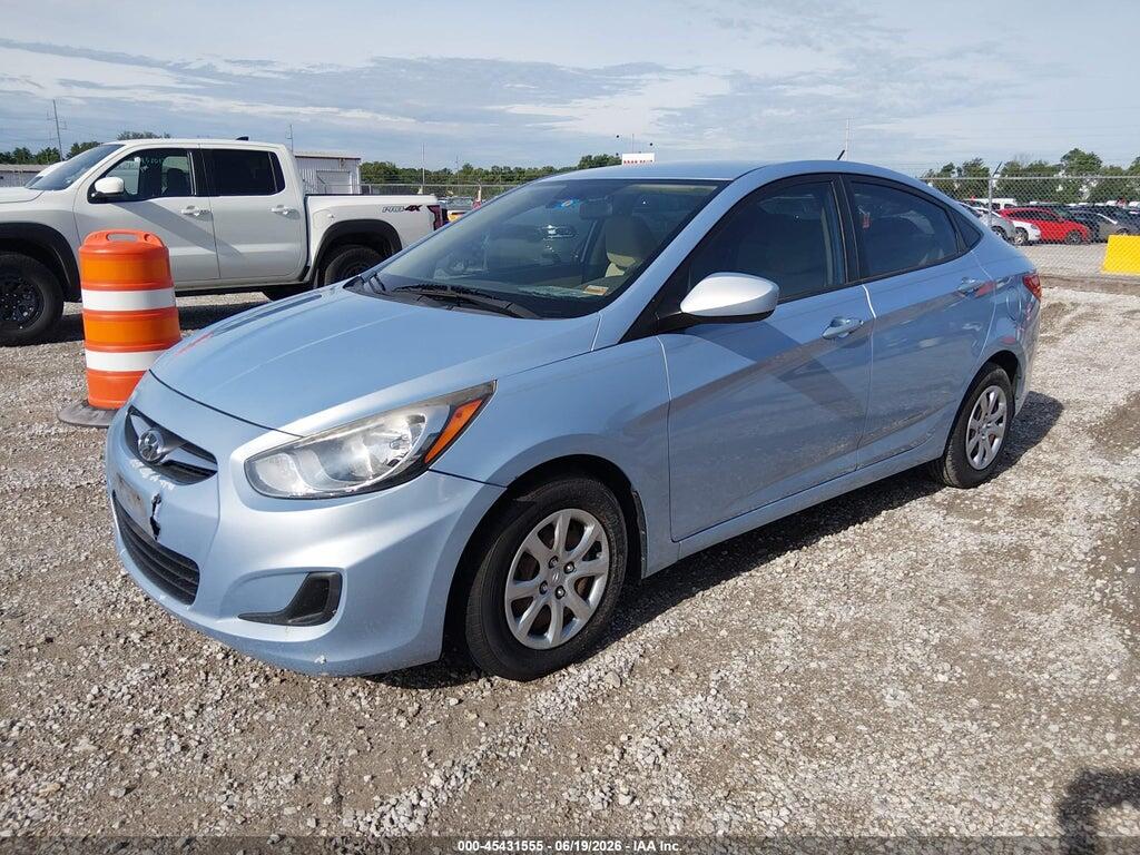 KMHCT4AE0DU560276 2013 HYUNDAI ACCENT photo no. 2