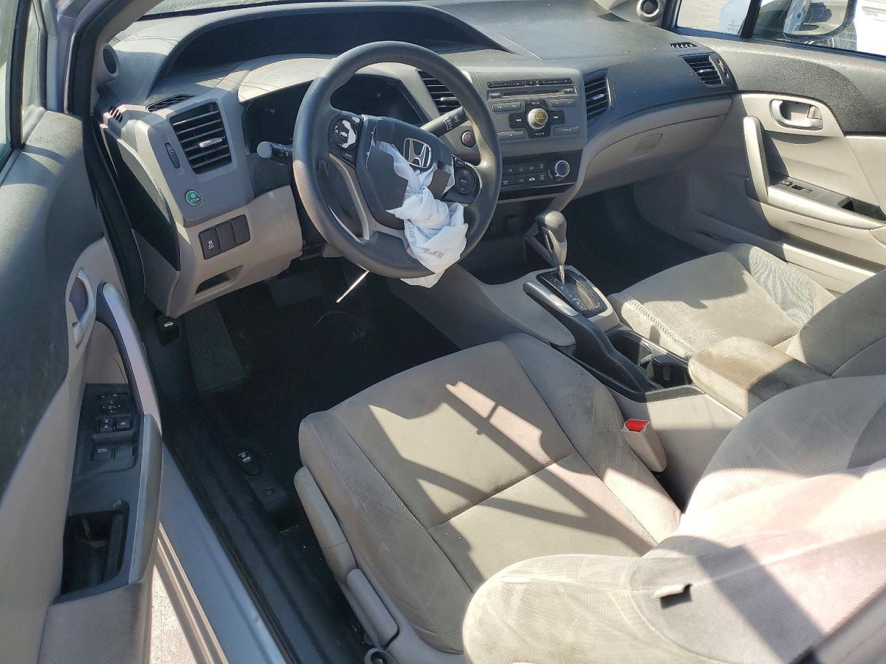2012 HONDA CIVIC LX — Фото 8 из 13