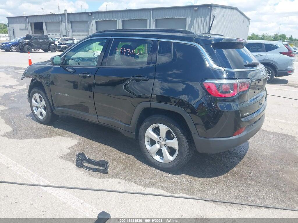 3C4NJCBB6JT181788 2018 JEEP COMPASS photo no. 3