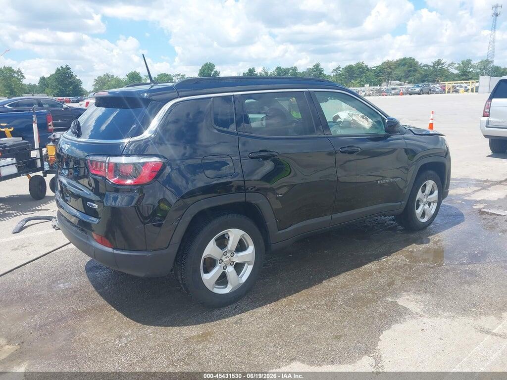 3C4NJCBB6JT181788 2018 JEEP COMPASS photo no. 4