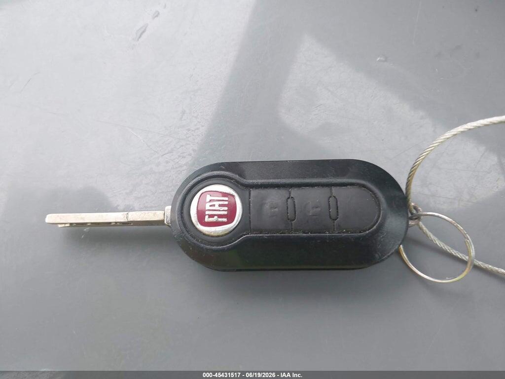 3C3CFFBR9CT128033 2012 FIAT 500 photo no. 11