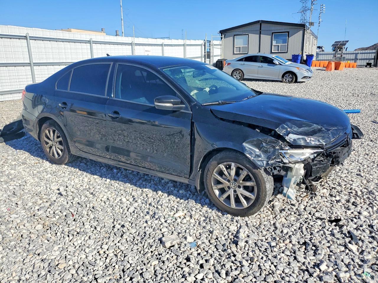 2012 VOLKSWAGEN JETTA SE — Фото 4 из 13