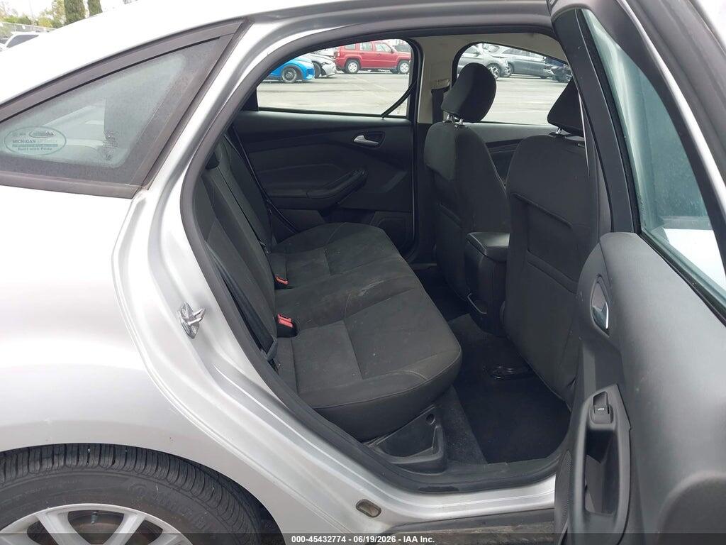 1FADP3FE3FL261119 2015 FORD FOCUS photo no. 8