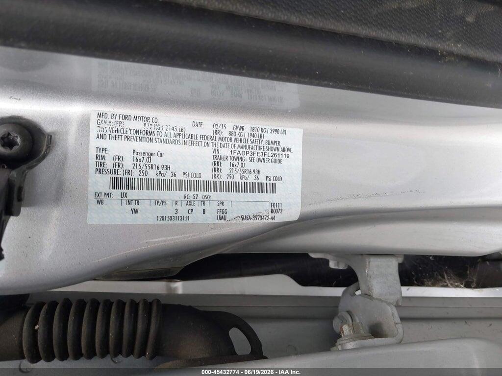 1FADP3FE3FL261119 2015 FORD FOCUS photo no. 9