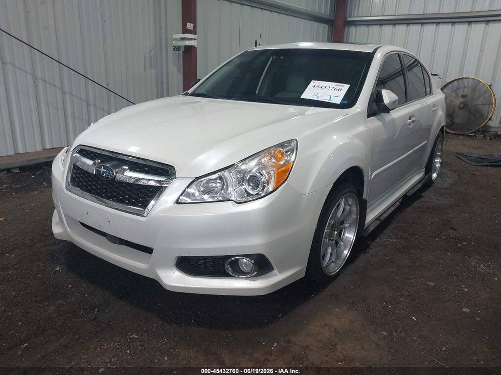4S3BMBK69B3236898 2011 SUBARU LEGACY photo no. 2
