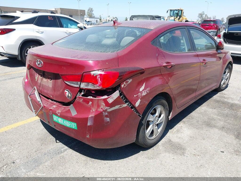 5NPDH4AE1FH568958 2015 HYUNDAI ELANTRA photo no. 4