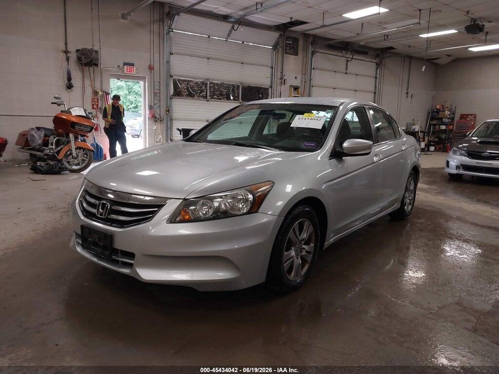 1HGCP2F64CA212657 2012 HONDA ACCORD photo no. 2