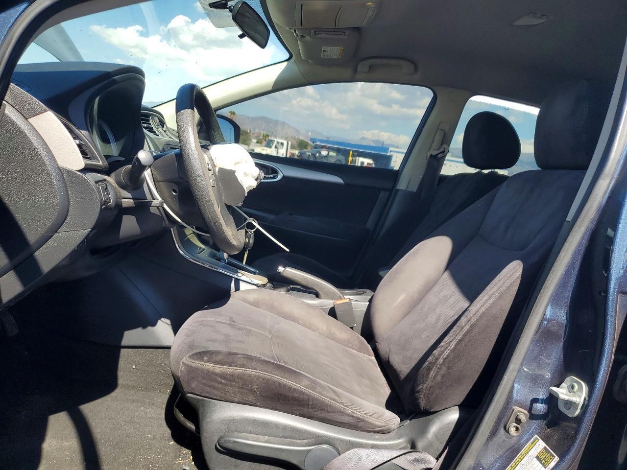 2013 NISSAN SENTRA SV — Фото 7 из 12