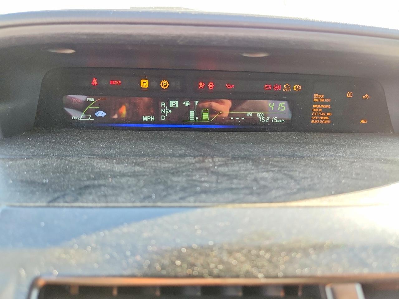2013 TOYOTA PRIUS V FIVE — Фото 9 из 12