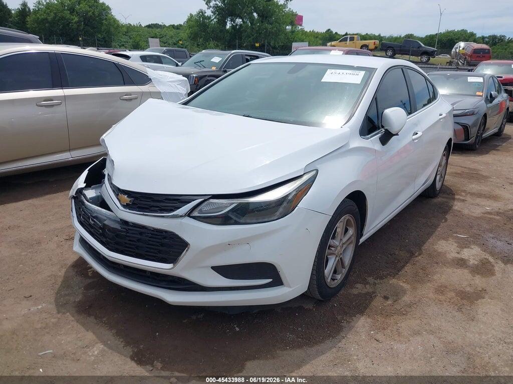 1G1BE5SM7J7237030 2018 CHEVROLET CRUZE photo no. 2