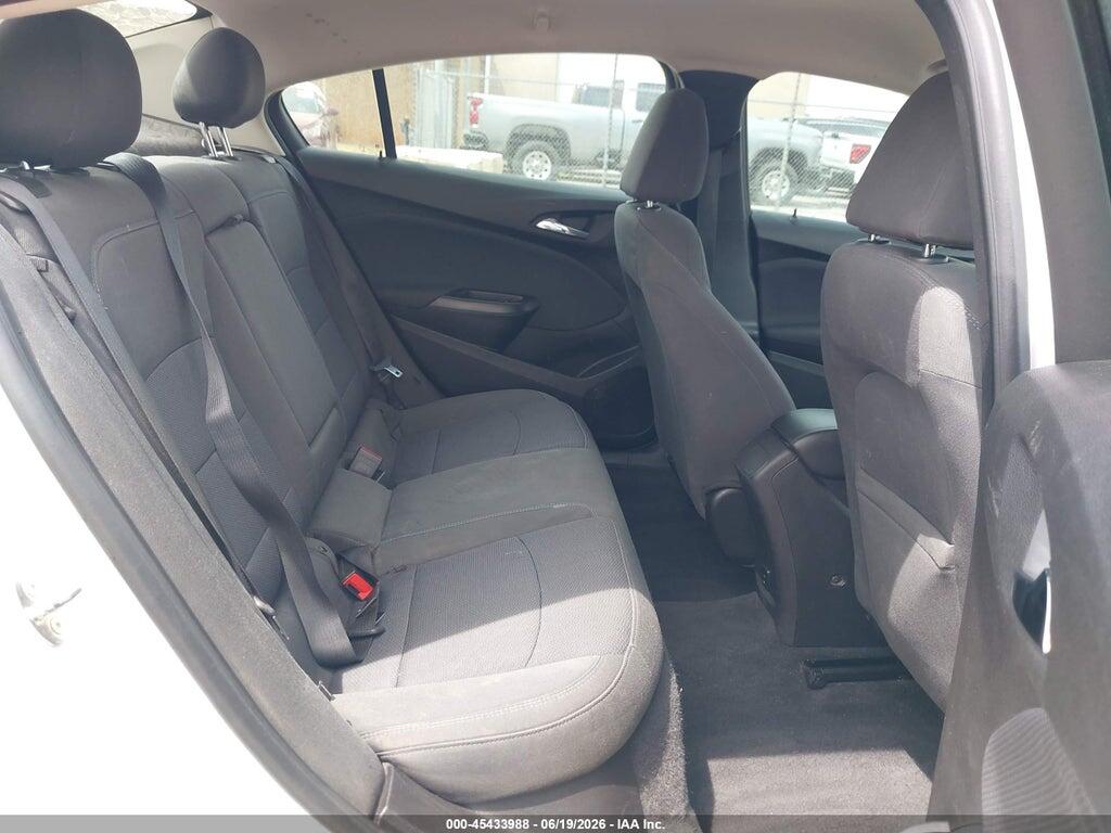 1G1BE5SM7J7237030 2018 CHEVROLET CRUZE photo no. 8