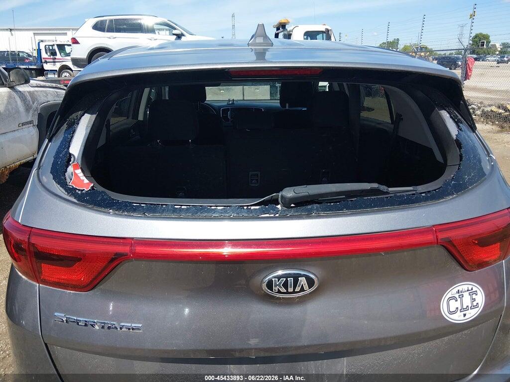 KNDPMCAC4J7378182 2018 KIA SPORTAGE photo no. 6