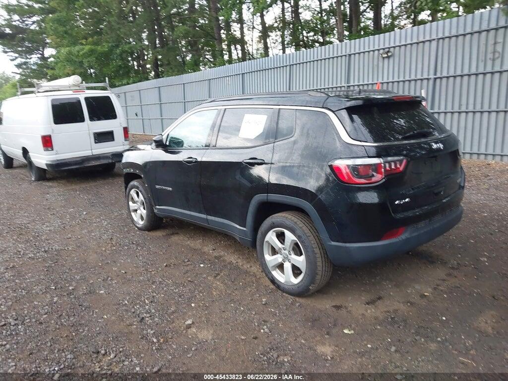 3C4NJDBB2JT481544 2018 JEEP COMPASS photo no. 3
