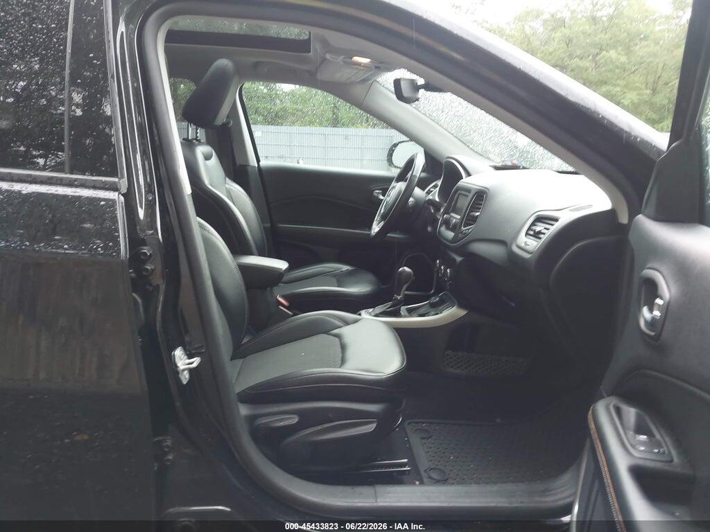 3C4NJDBB2JT481544 2018 JEEP COMPASS photo no. 5