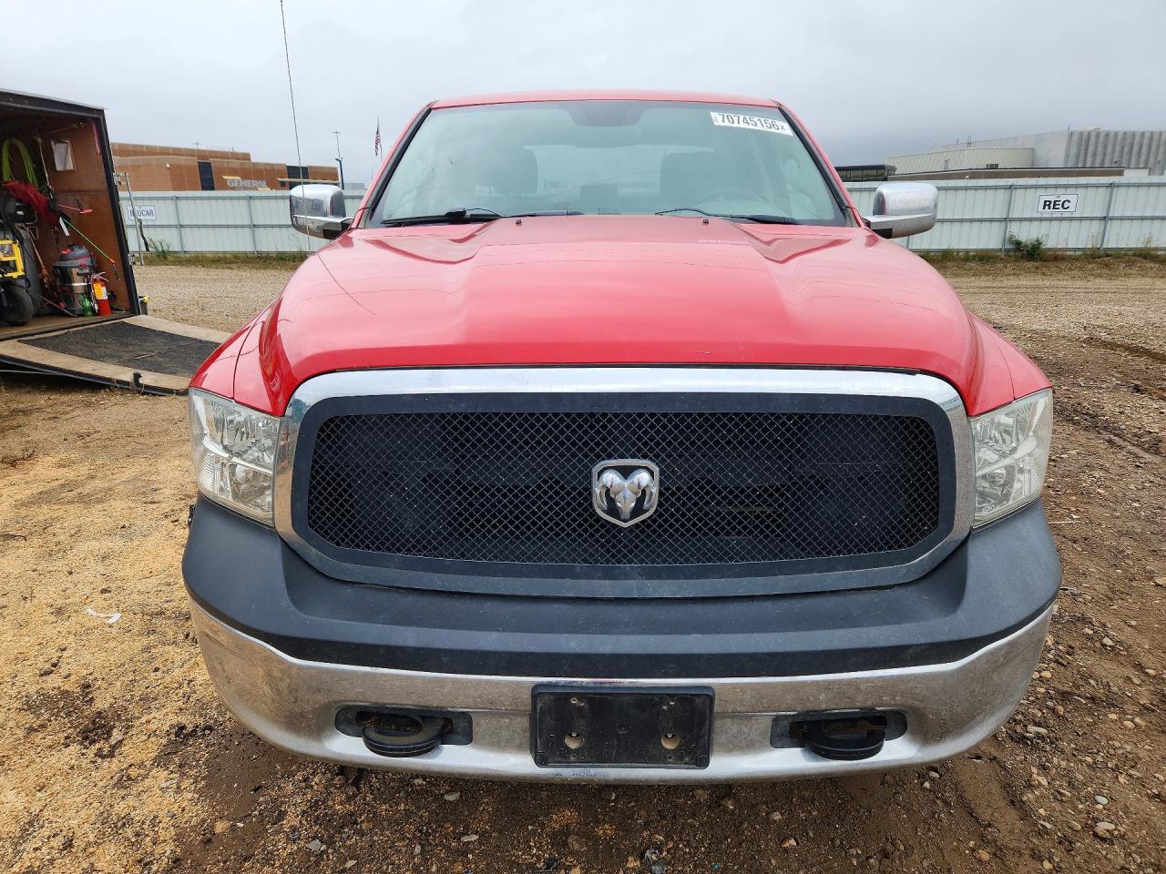 2014 RAM 1500 ST — Фото 5 из 12