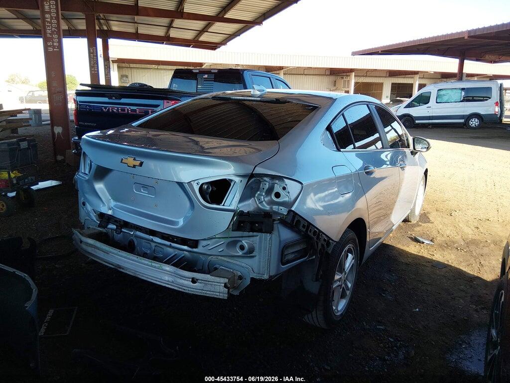 1G1BE5SM8J7107029 2018 CHEVROLET CRUZE photo no. 4