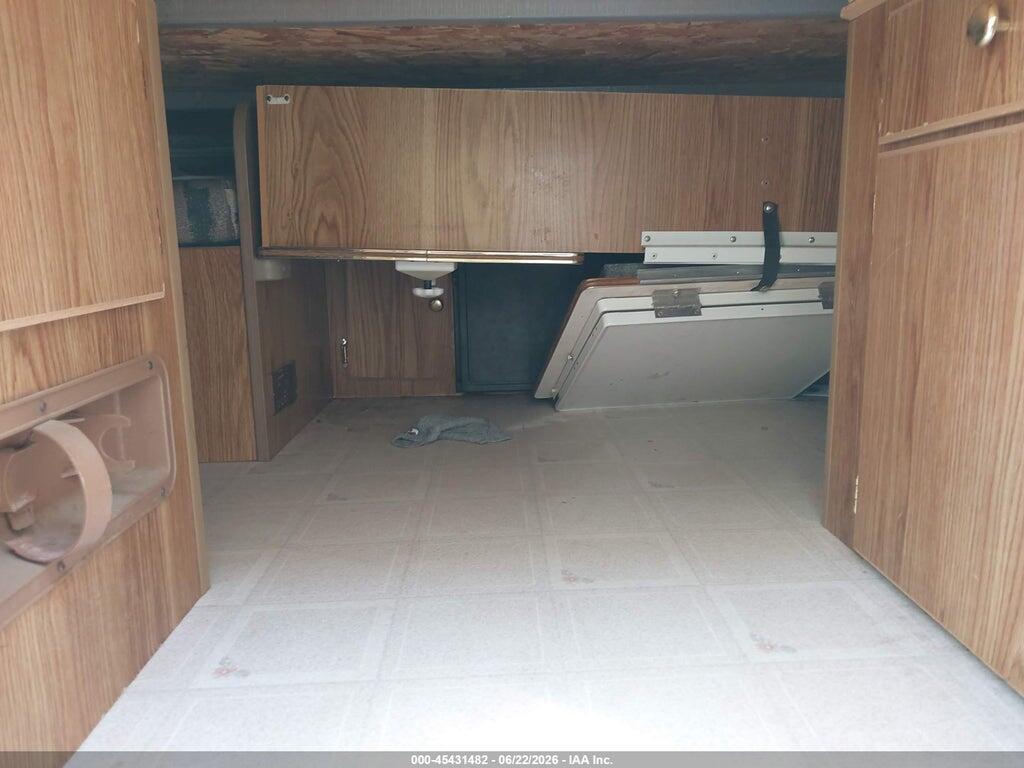4CE696F18V7206422 1997 COLEMAN CMP photo no. 5