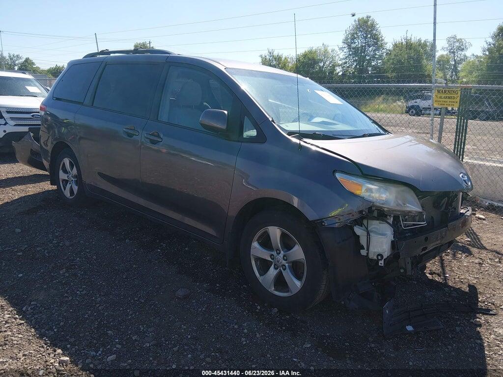 5TDKK3DC2DS319427 2013 TOYOTA SIENNA photo no. 1