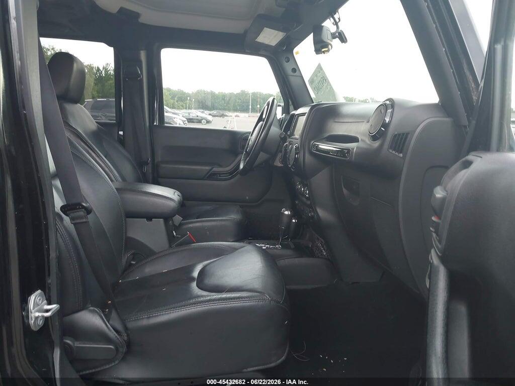 1C4HJWEG5EL320249 2014 JEEP WRANGLER UNLIMITED photo no. 5
