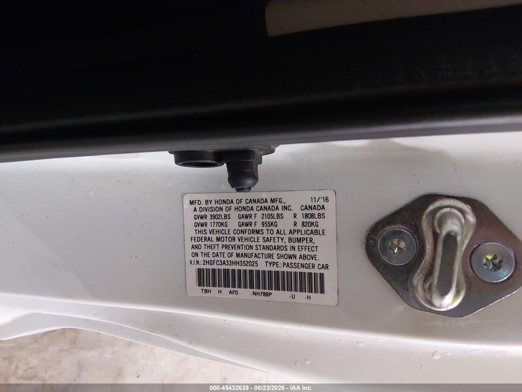 2HGFC3A33HH352025 2017 HONDA CIVIC photo no. 9