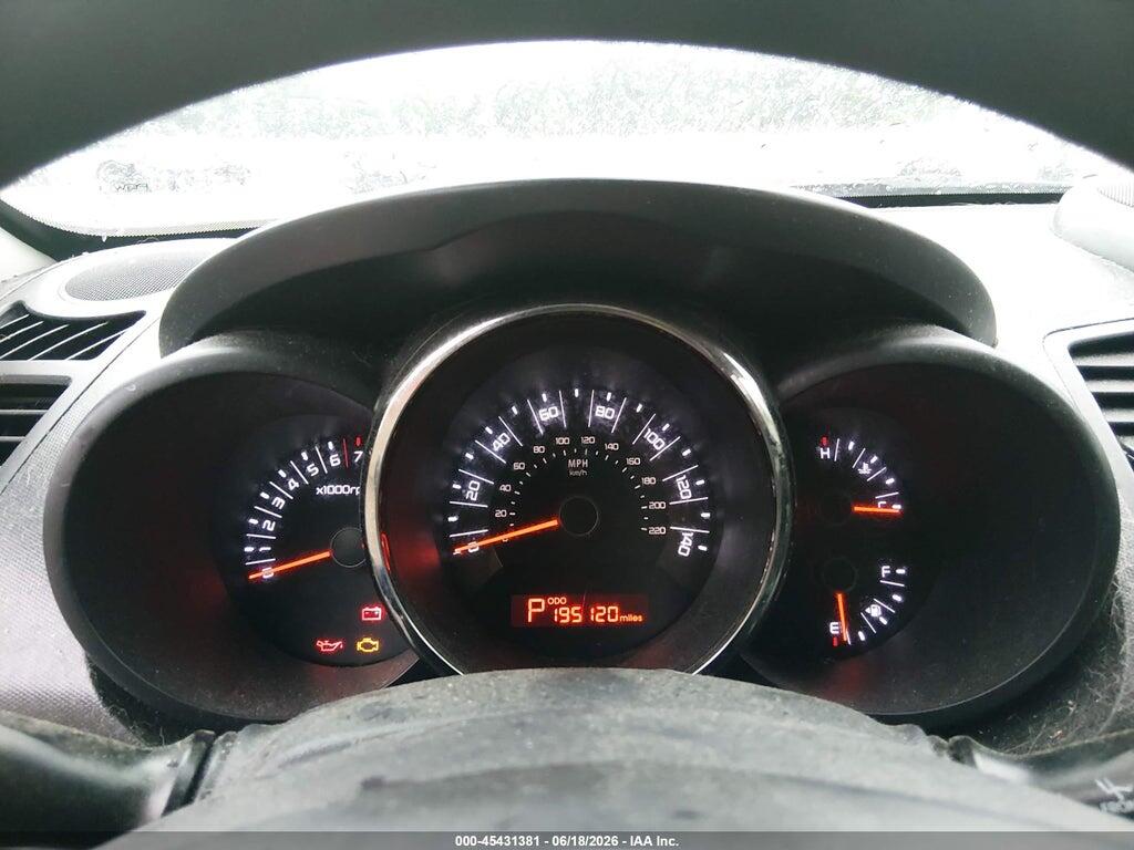 KNDJT2A29B7717109 2011 KIA SOUL photo no. 7