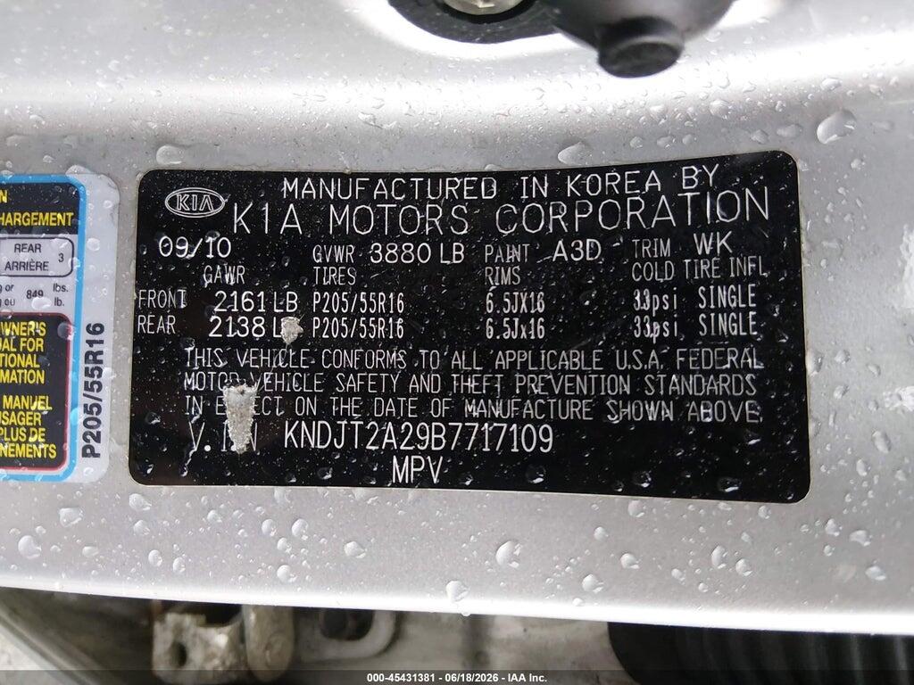 KNDJT2A29B7717109 2011 KIA SOUL photo no. 9