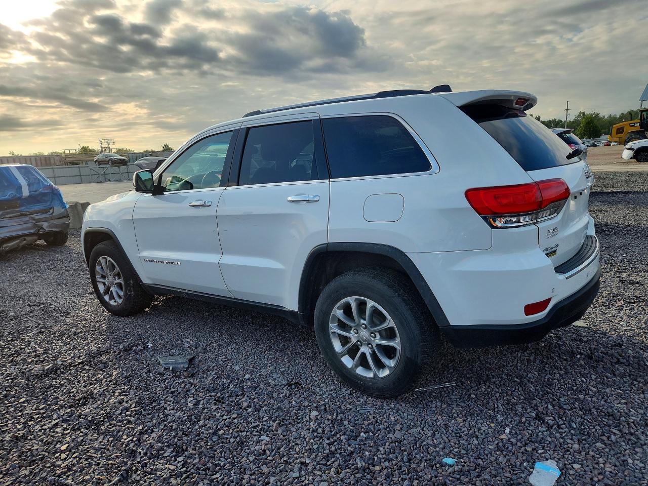 2015 JEEP GRAND CHEROKEE LIMITED — Фото 2 из 12