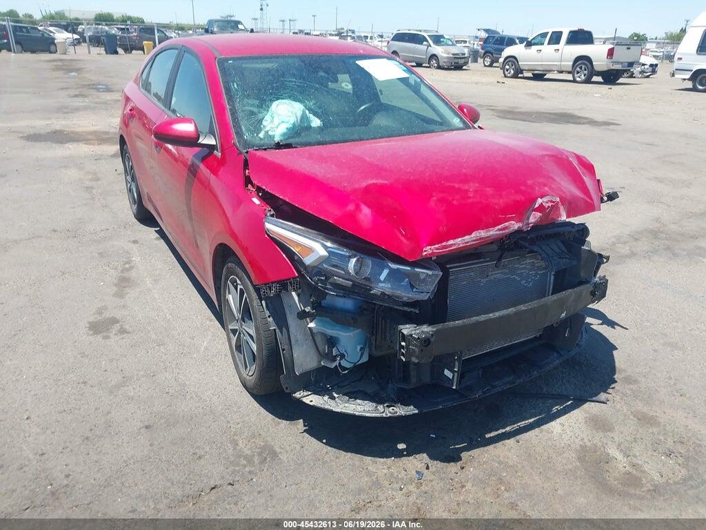3KPF24AD9RE778010 2024 KIA FORTE photo no. 1