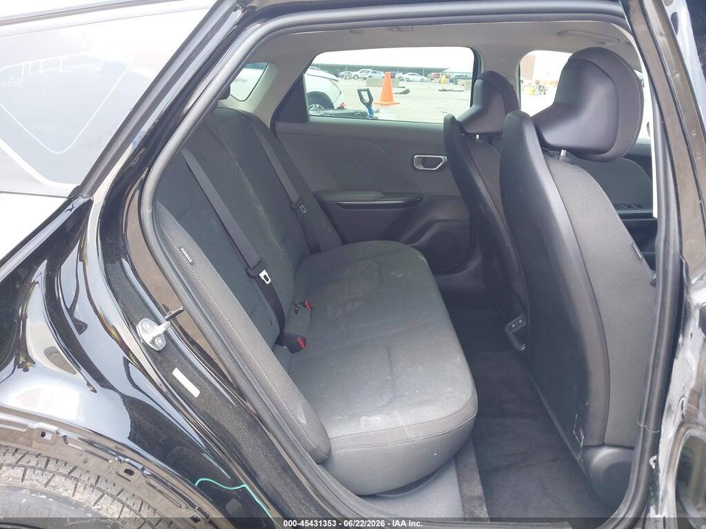 3KPFT4DEXSE111146 2025 KIA K4 photo no. 8