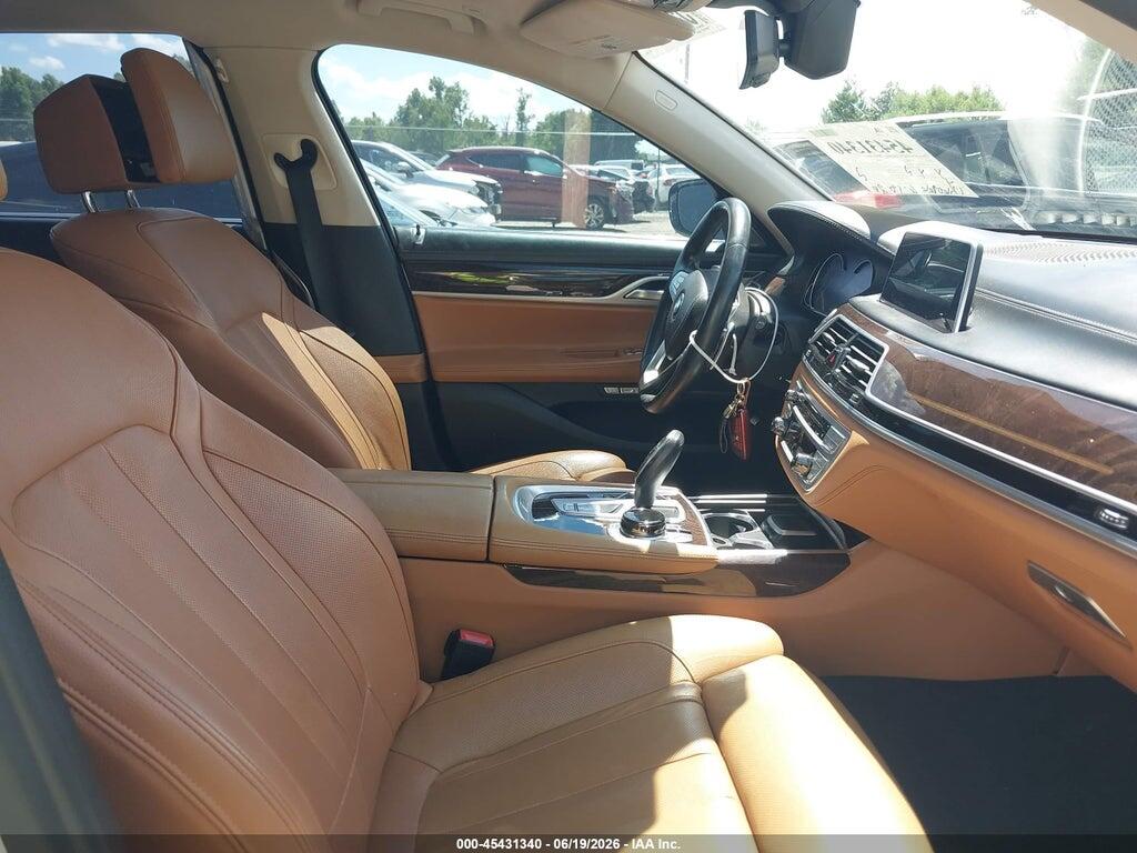 WBA7E2C55HG740470 2017 BMW 740I photo no. 5