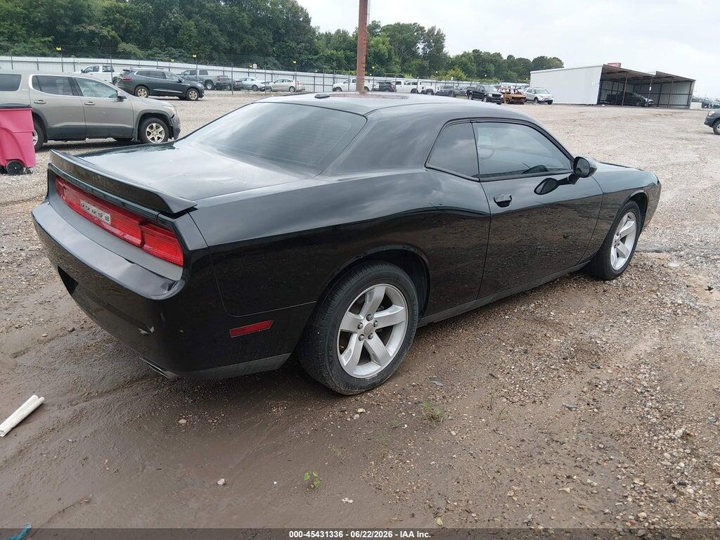 2C3CDYAG4DH688070 2013 DODGE CHALLENGER photo no. 4