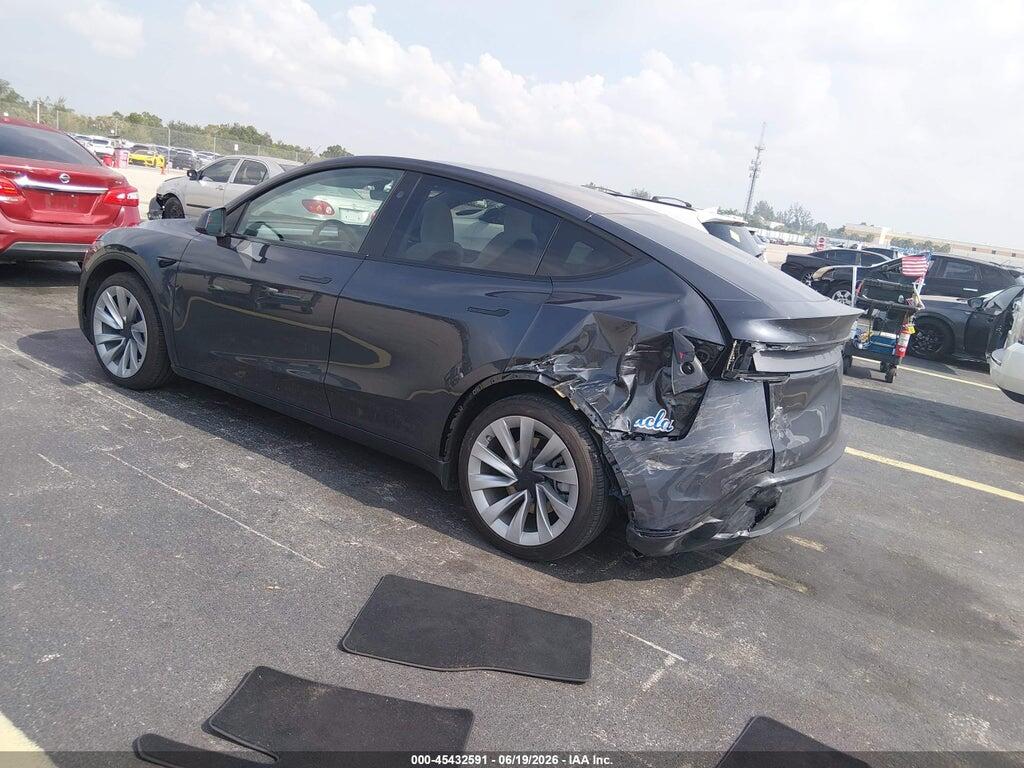 7SAYGDED6TA427948 2026 TESLA MODEL Y photo no. 3