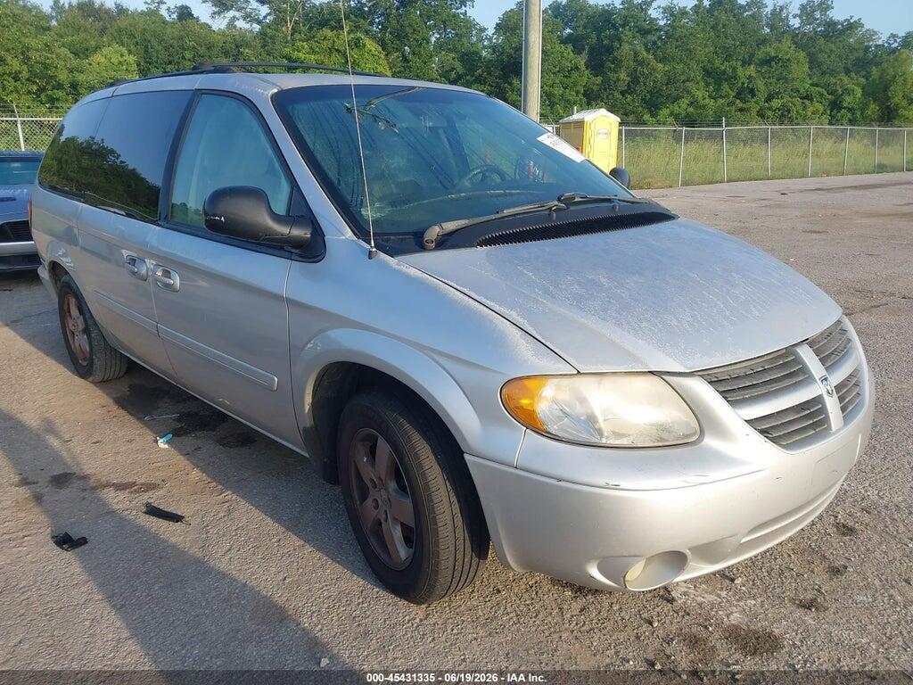 2D4GP44L65R462813 2005 DODGE CARAVAN photo no. 1