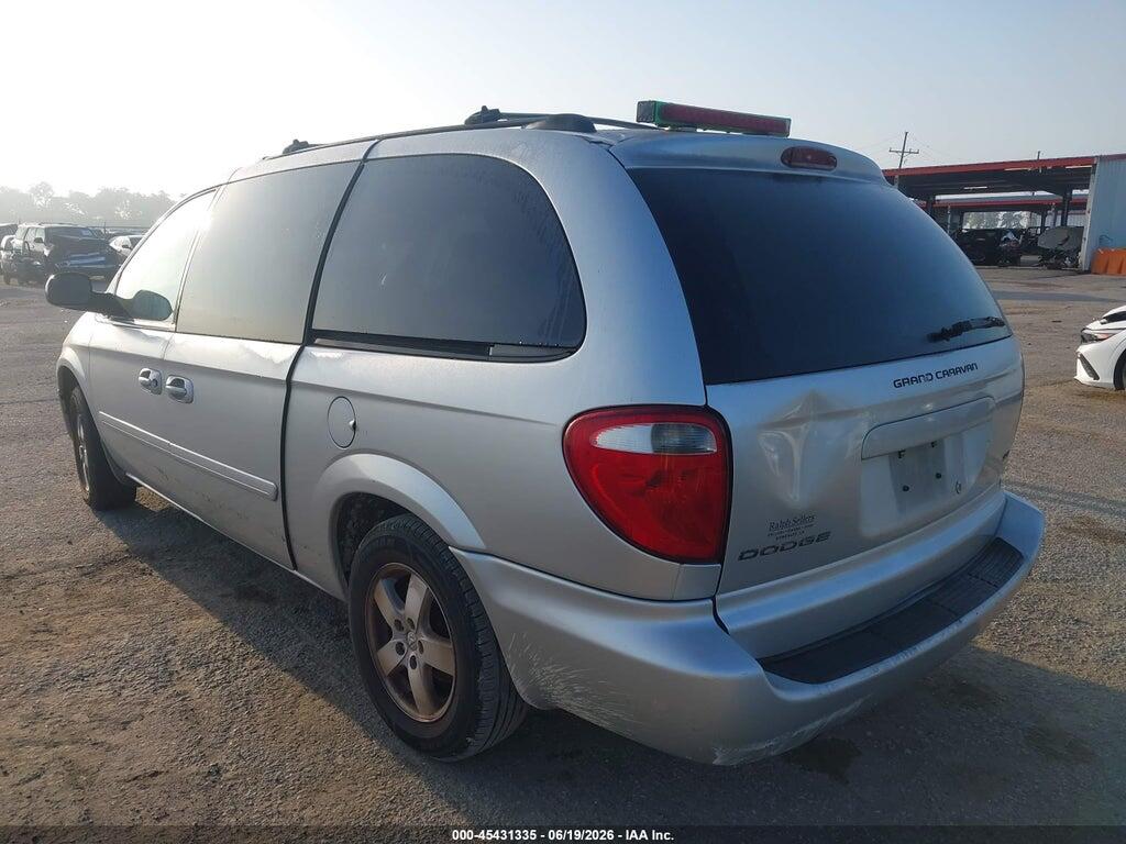 2D4GP44L65R462813 2005 DODGE CARAVAN photo no. 3