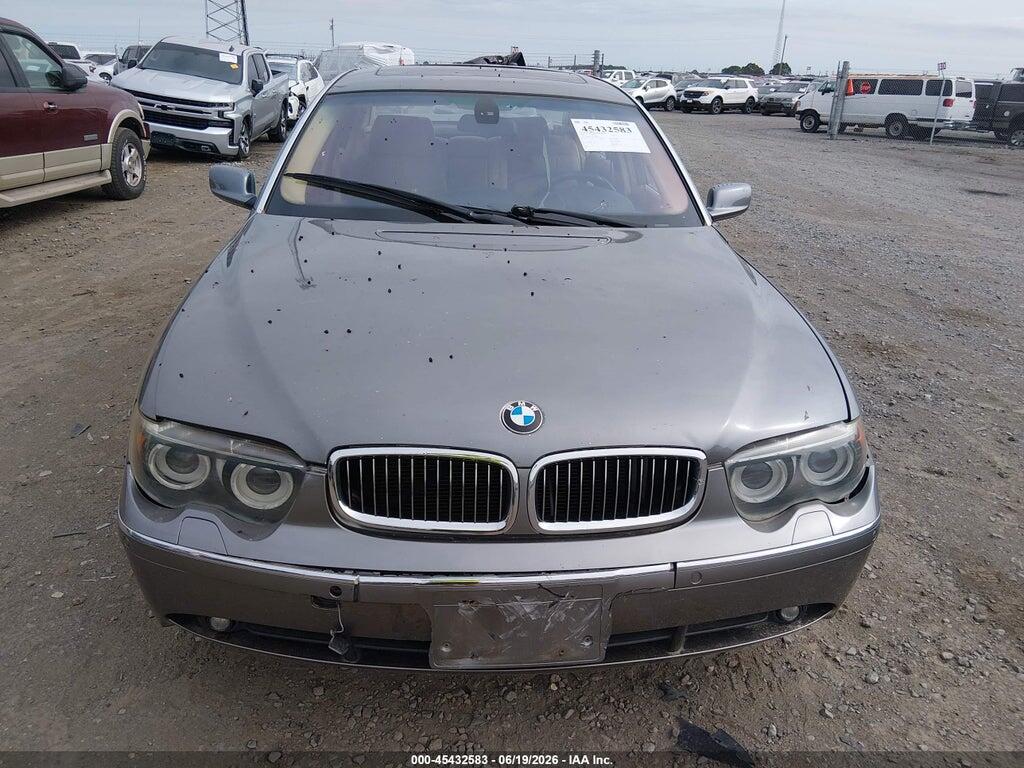 WBAGN63534DS55893 2004 BMW 745LI photo no. 12