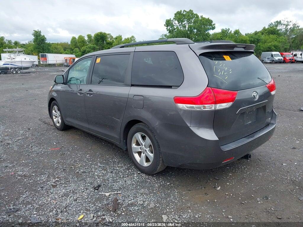 5TDKK3DCXDS340154 2013 TOYOTA SIENNA photo no. 3