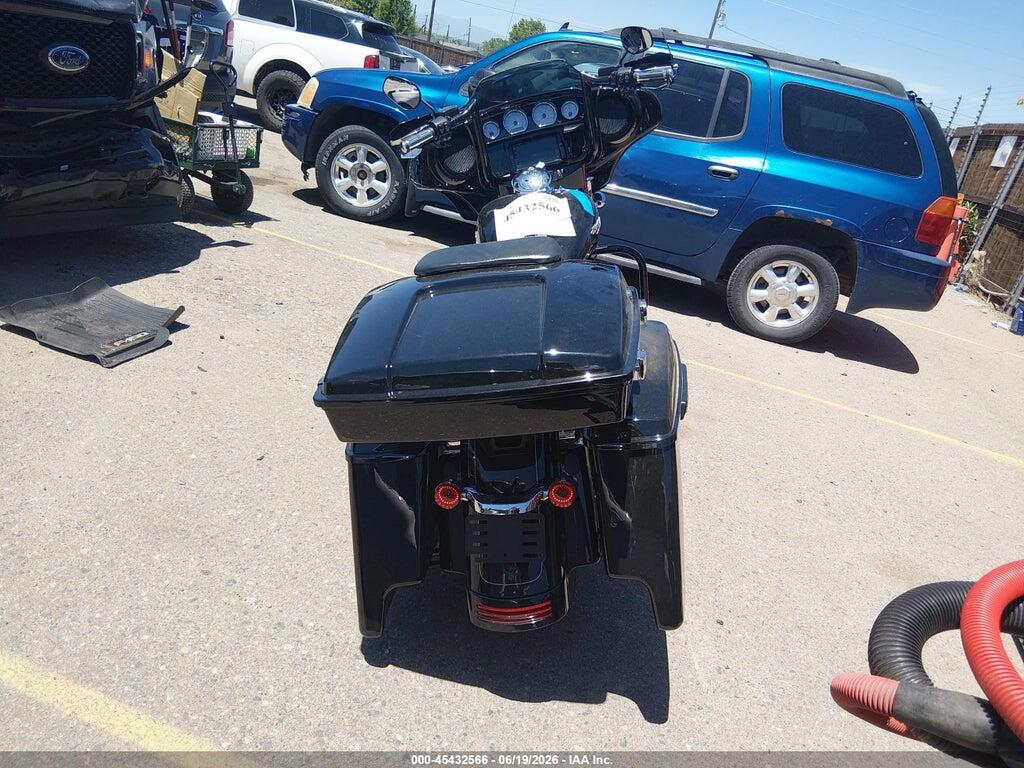 1HD1KBC16HB676644 2017 HARLEY-DAVIDSON FLHX photo no. 6