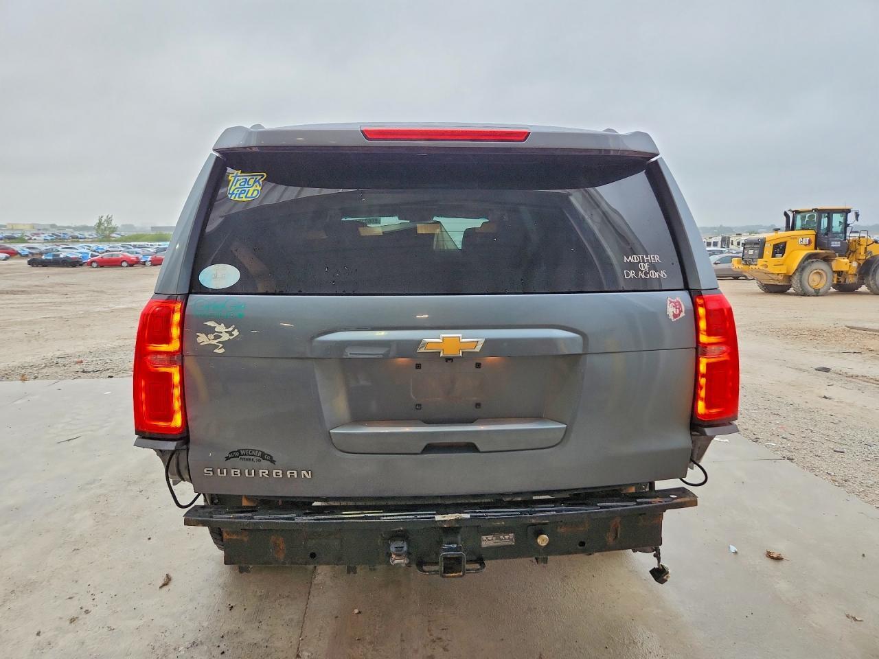 2016 CHEVROLET SUBURBAN K1500 LT — Фото 6 из 14