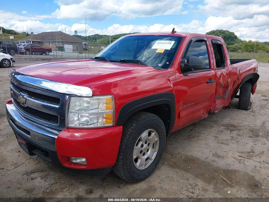 1GCSKSE30AZ148809 2010 CHEVROLET SILVERADO 1500 photo no. 2
