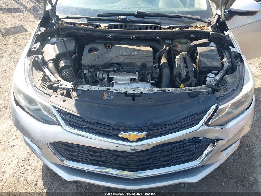 1G1BE5SM0J7102889 2018 CHEVROLET CRUZE photo no. 10