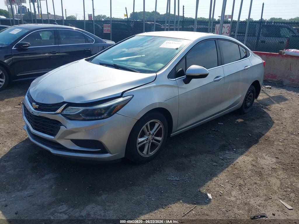 1G1BE5SM0J7102889 2018 CHEVROLET CRUZE photo no. 2