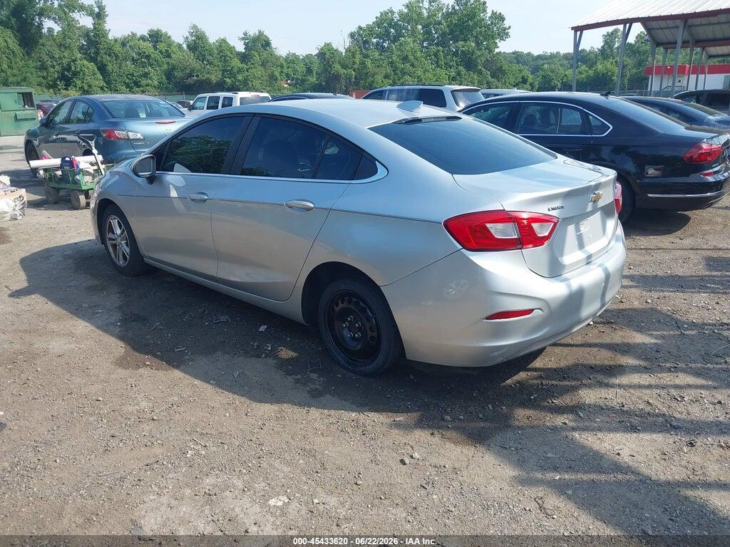 1G1BE5SM0J7102889 2018 CHEVROLET CRUZE photo no. 3
